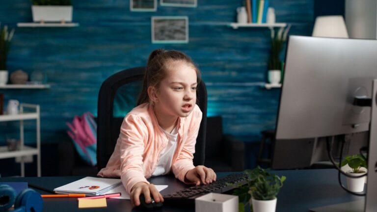 How Technology Is Transforming School Education: An Expert Analysis