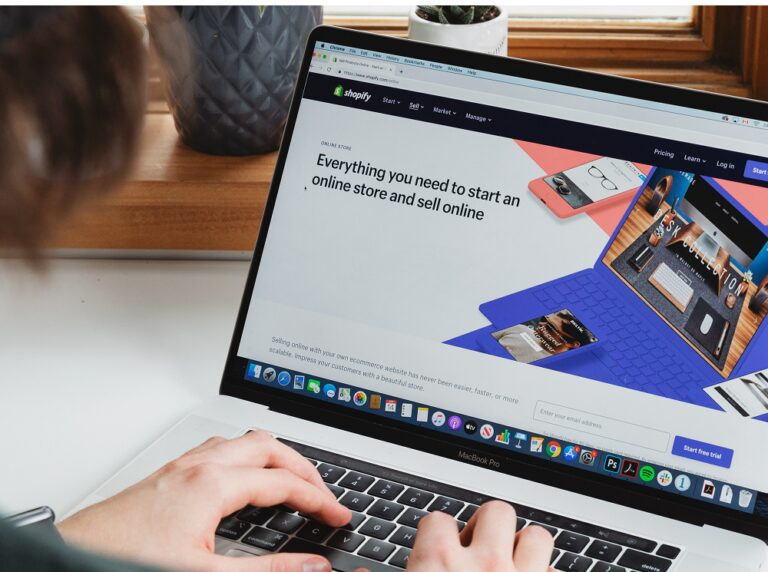 8 Tips to Start Making Your Own Money Online