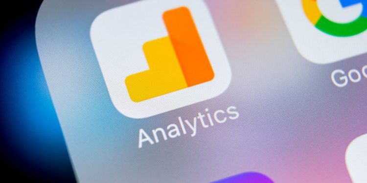 Maximizing Data Efficiency: Integrating Advanced Analytics Tools 1 Maximizing Data Efficiency: Integrating Advanced Analytics Tools