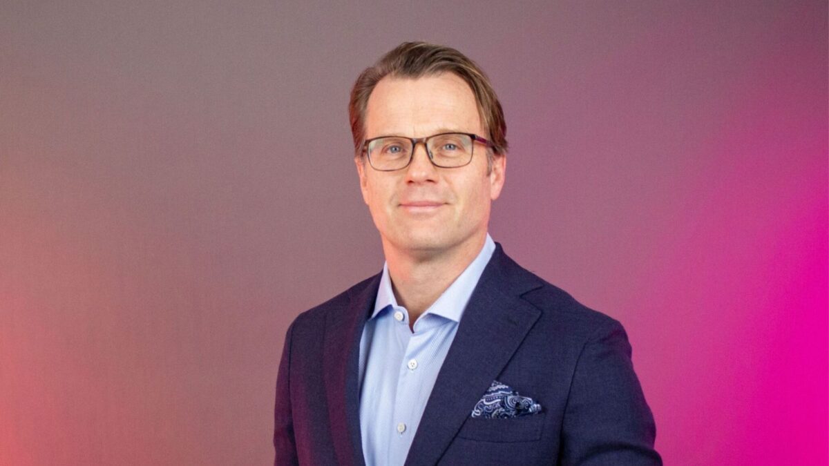 Navigating Challenges: Axel Rebien from Serrala on Resilient Leadership ...