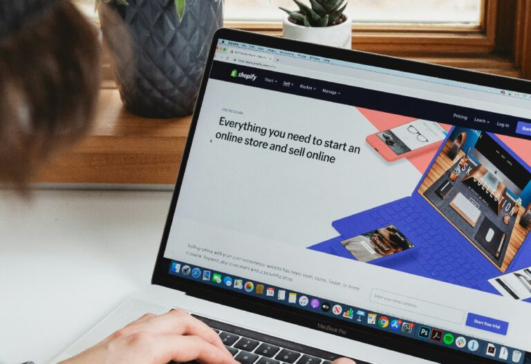 Top 6 Shopify Tools and Apps for Success - ValiantCEO