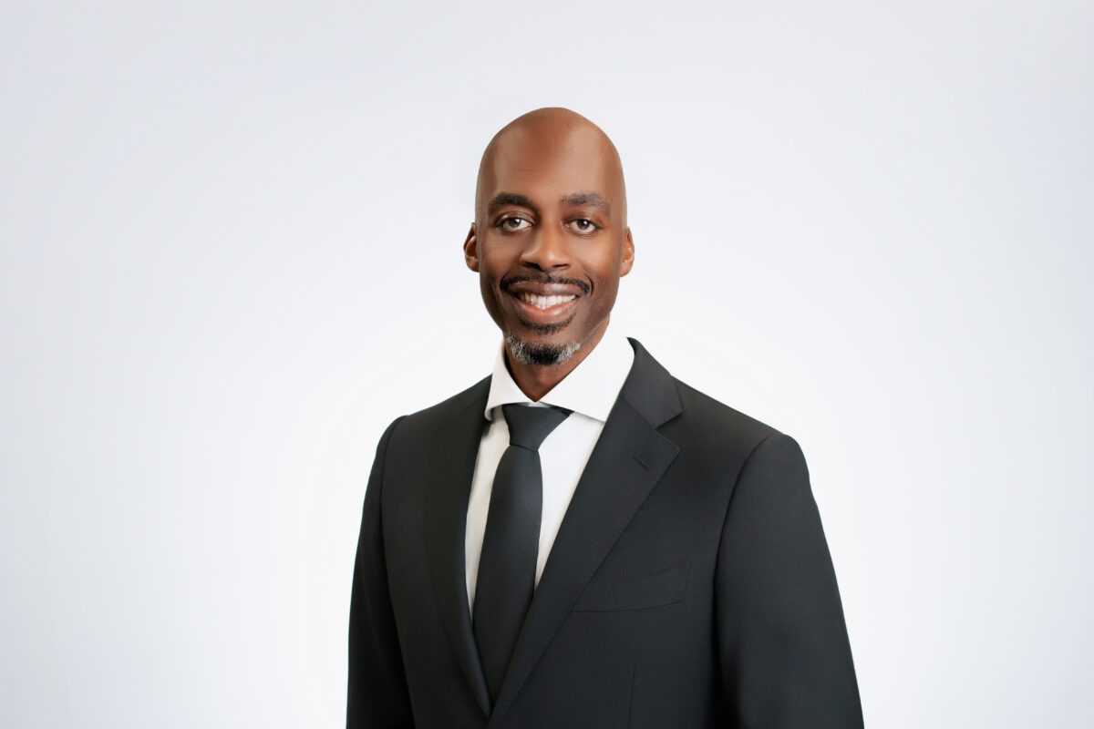 Faris ALG06927 Flournoy Atlanta Headshots scaled