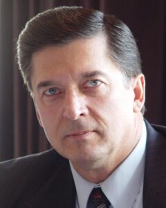 Photo Richard Mack Headshot 2010
