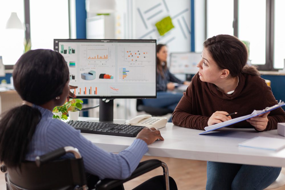 When Should a Growing Company Outsource Its SEO?