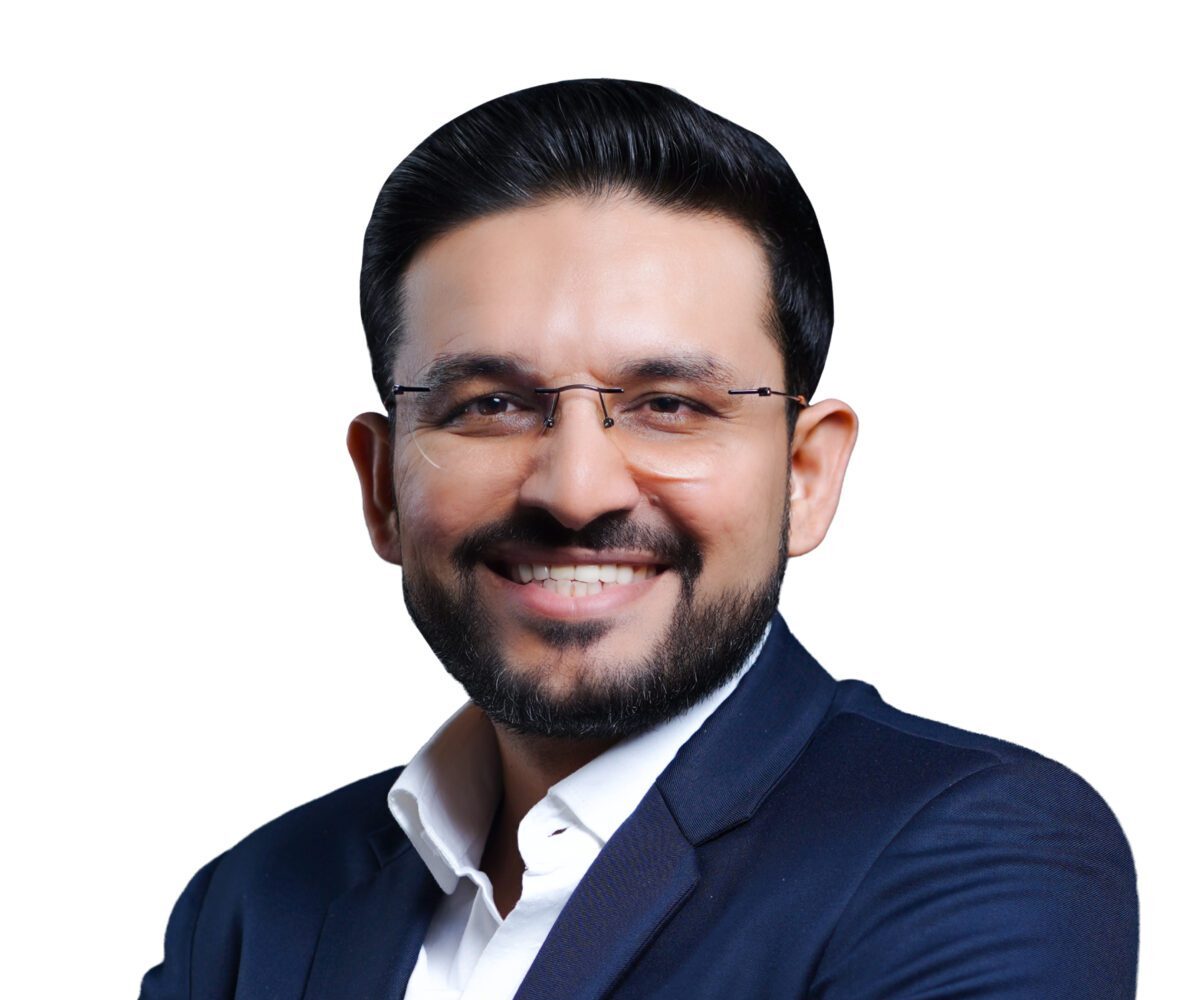 Ali Merchant Profile scaled e1792763591292