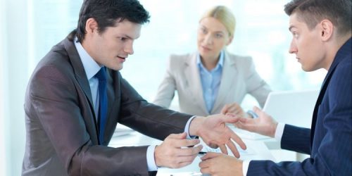 how-to-navigate-domain-name-disputes-750x375